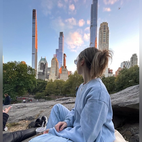 Meet your Posher, Valerie - Picture 3 of 4